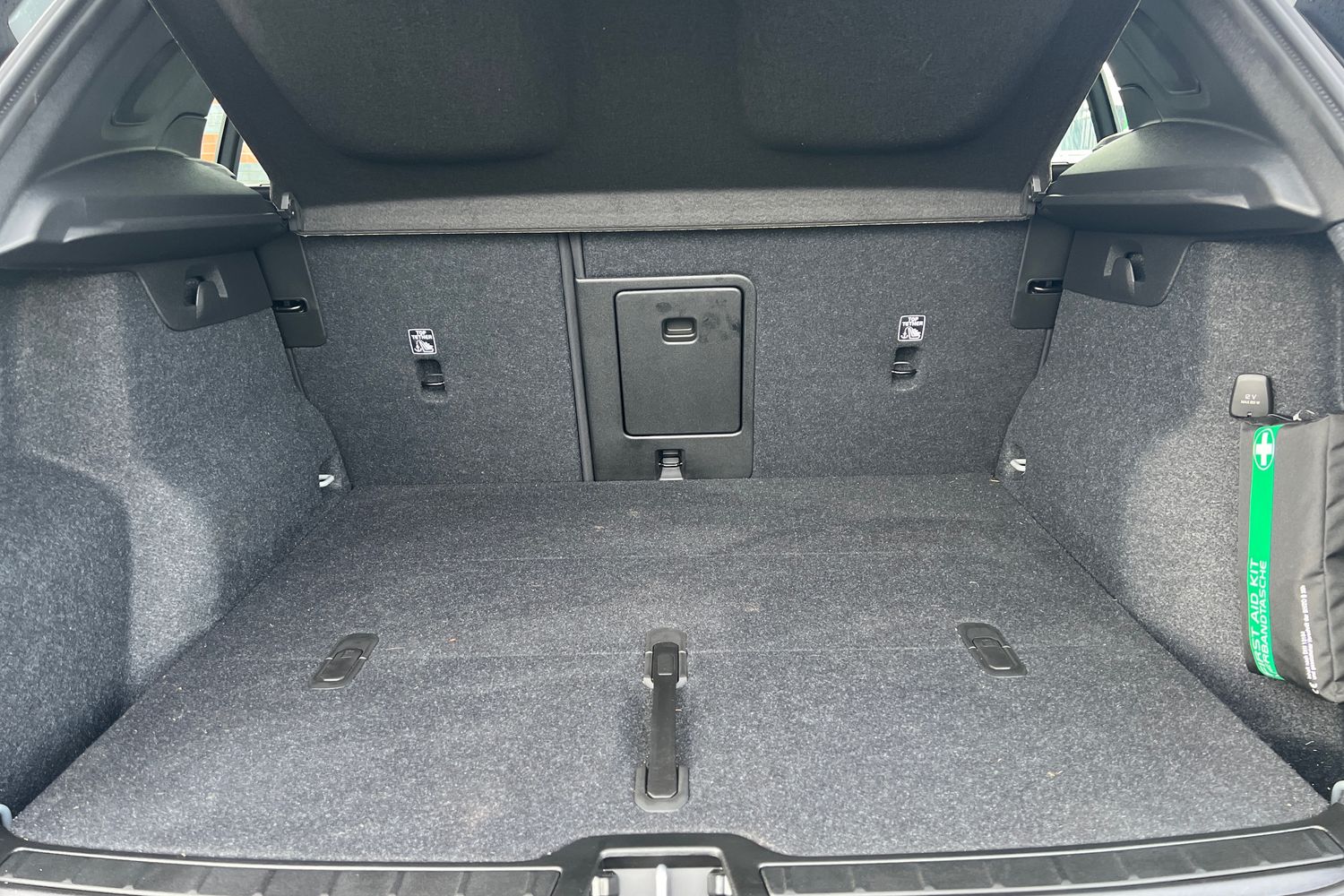 Used Volvo XC40 2025 for sale - 76614817: Photo 8