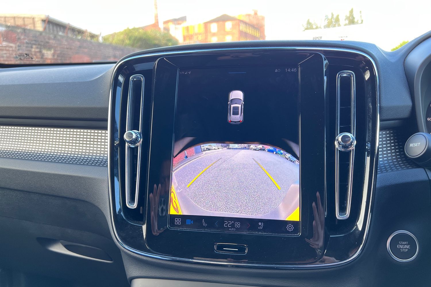 Used Volvo XC40 2025 for sale - 76079327: Photo 16