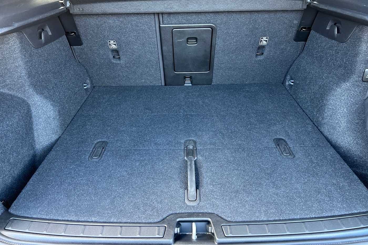 Used Volvo XC40 2025 for sale - 76079327: Photo 8