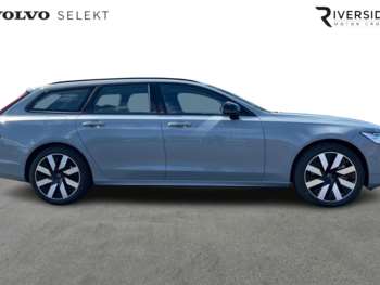 Used Volvo V90 2025 for sale - 74878440: Photo