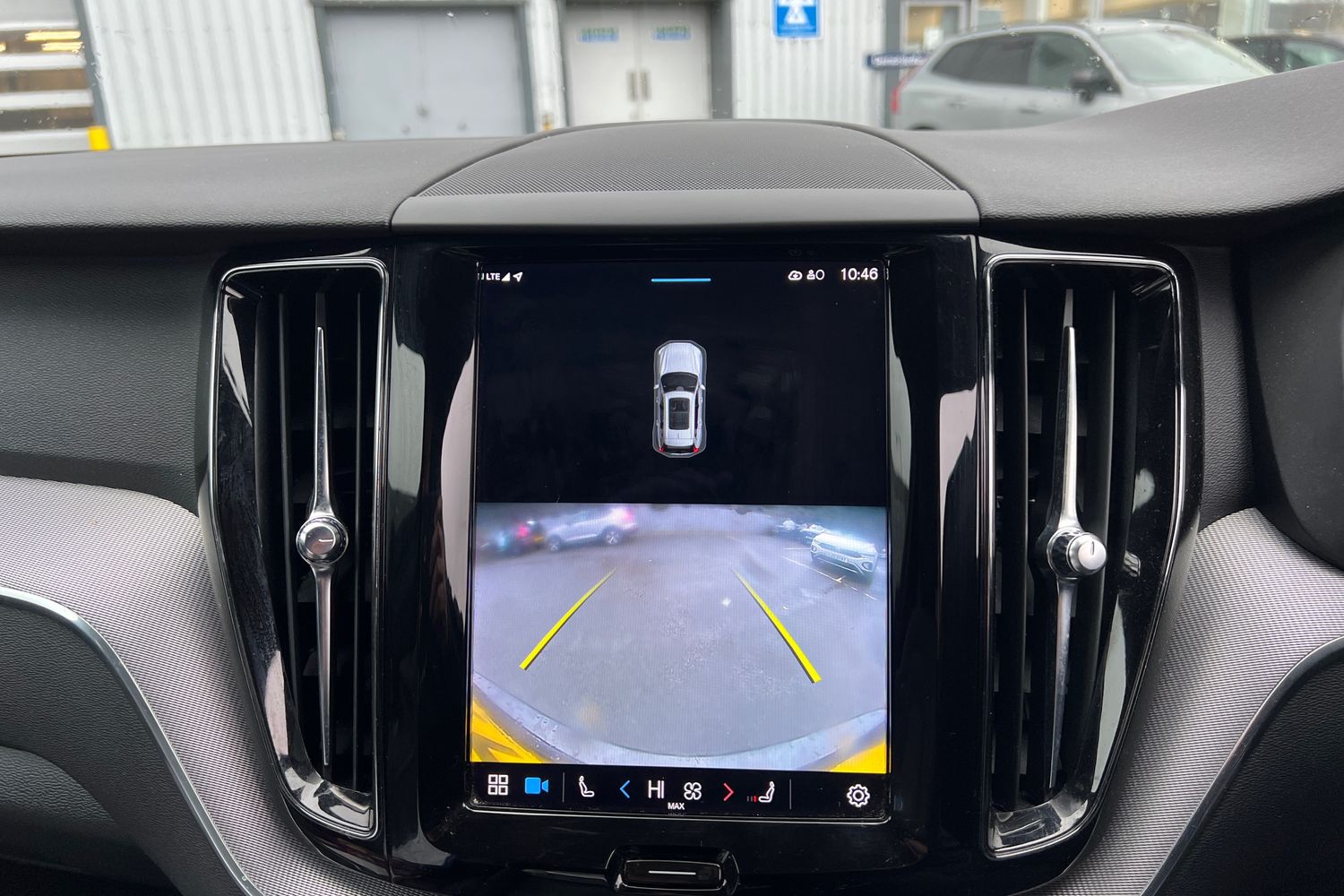 Used Volvo XC60 2021 for sale - 77274128: Photo 16