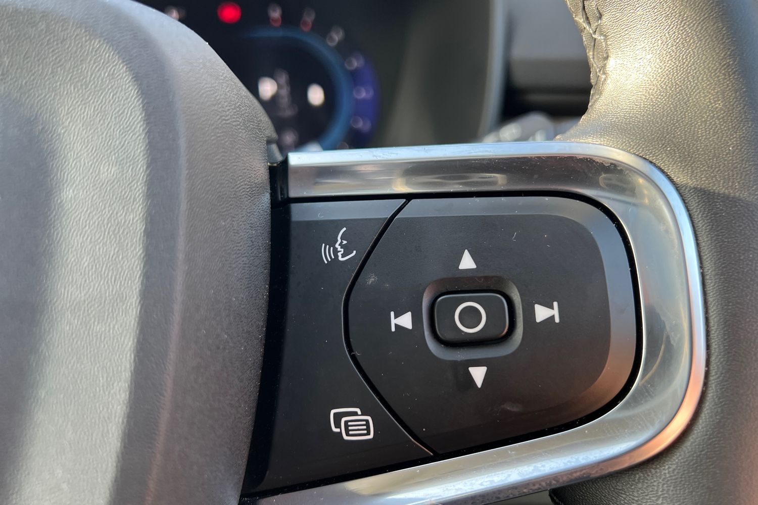 Used Volvo XC40 2022 for sale - 77274139: Photo 12