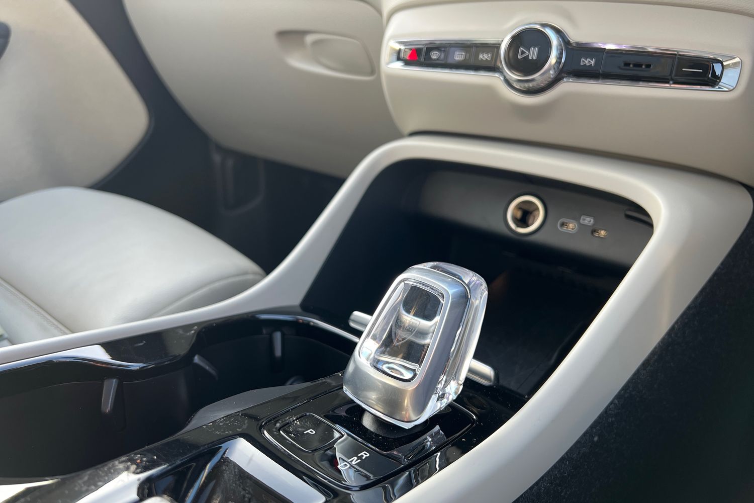 Used Volvo XC40 2022 for sale - 77274139: Photo 13