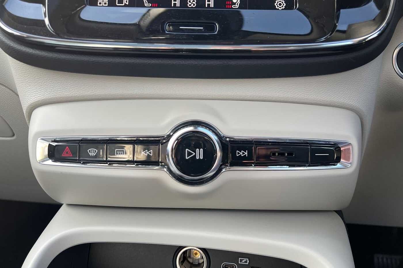 Used Volvo XC40 2022 for sale - 77274139: Photo 14