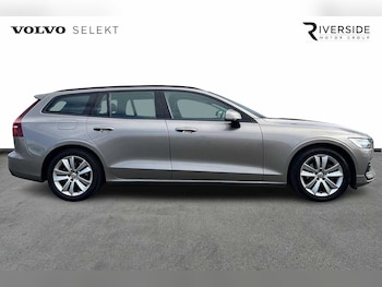 Used Volvo V60 2019 for sale - 79057105: Photo