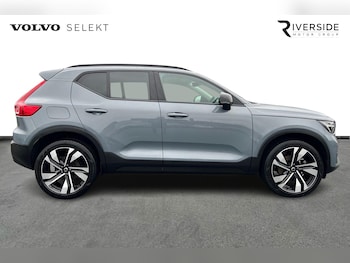 Used Volvo XC40 2023 for sale - 77353729: Photo