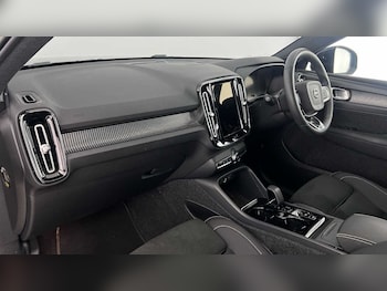 Used Volvo XC40 2022 for sale - 79570856: Photo