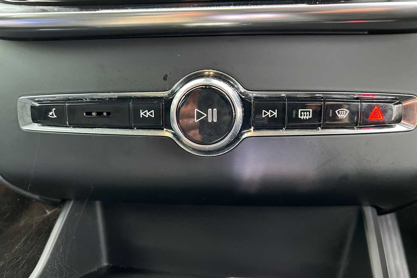 Used Volvo XC90 2025 for sale - 76507557: Photo 14