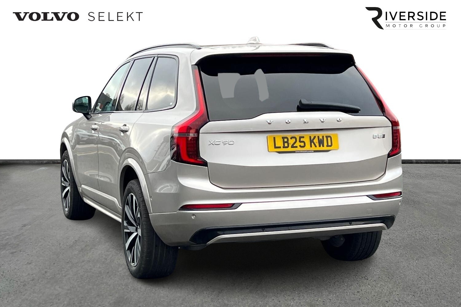 Used Volvo XC90 2025 for sale - 76507557: Photo 3