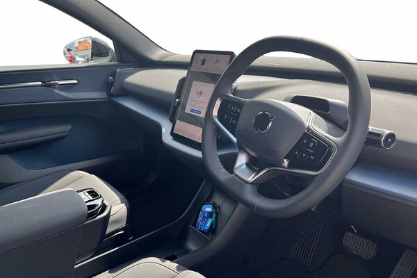 Used Volvo EX30 2025 for sale - 75468964: Photo 2