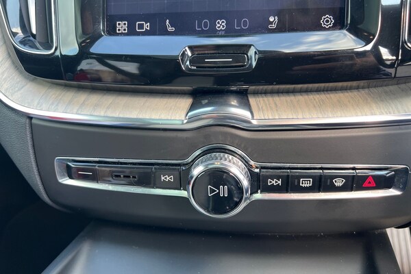 Used Volvo XC60 2022 for sale - 75595495: Photo 14