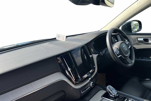 Used Volvo XC60 2022 for sale - 75595495: Photo 2