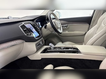 Used Volvo XC90 2023 for sale - 78343995: Photo