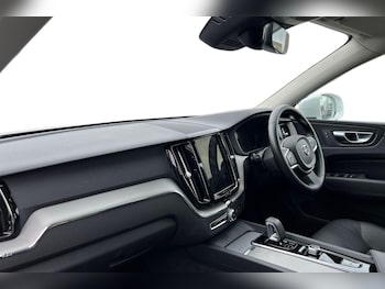 Used Volvo XC60 2024 for sale - 77934305: Photo