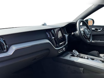 Used Volvo XC60 2023 for sale - 79321089: Photo