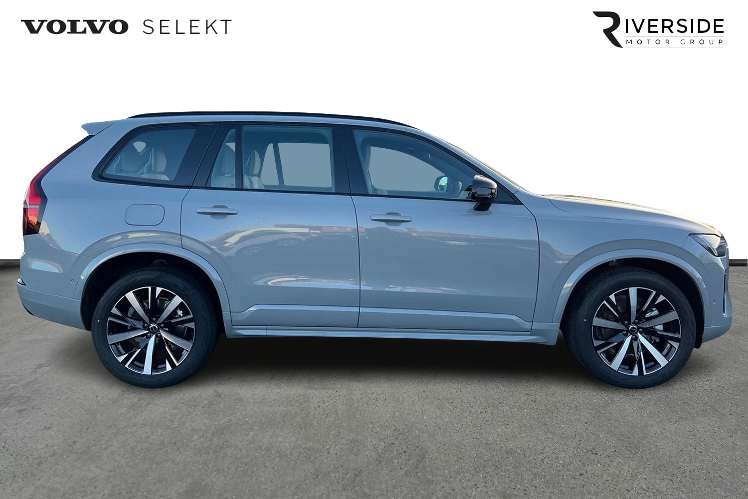 Used Volvo XC90 2025 for sale - 76796386: Photo 4