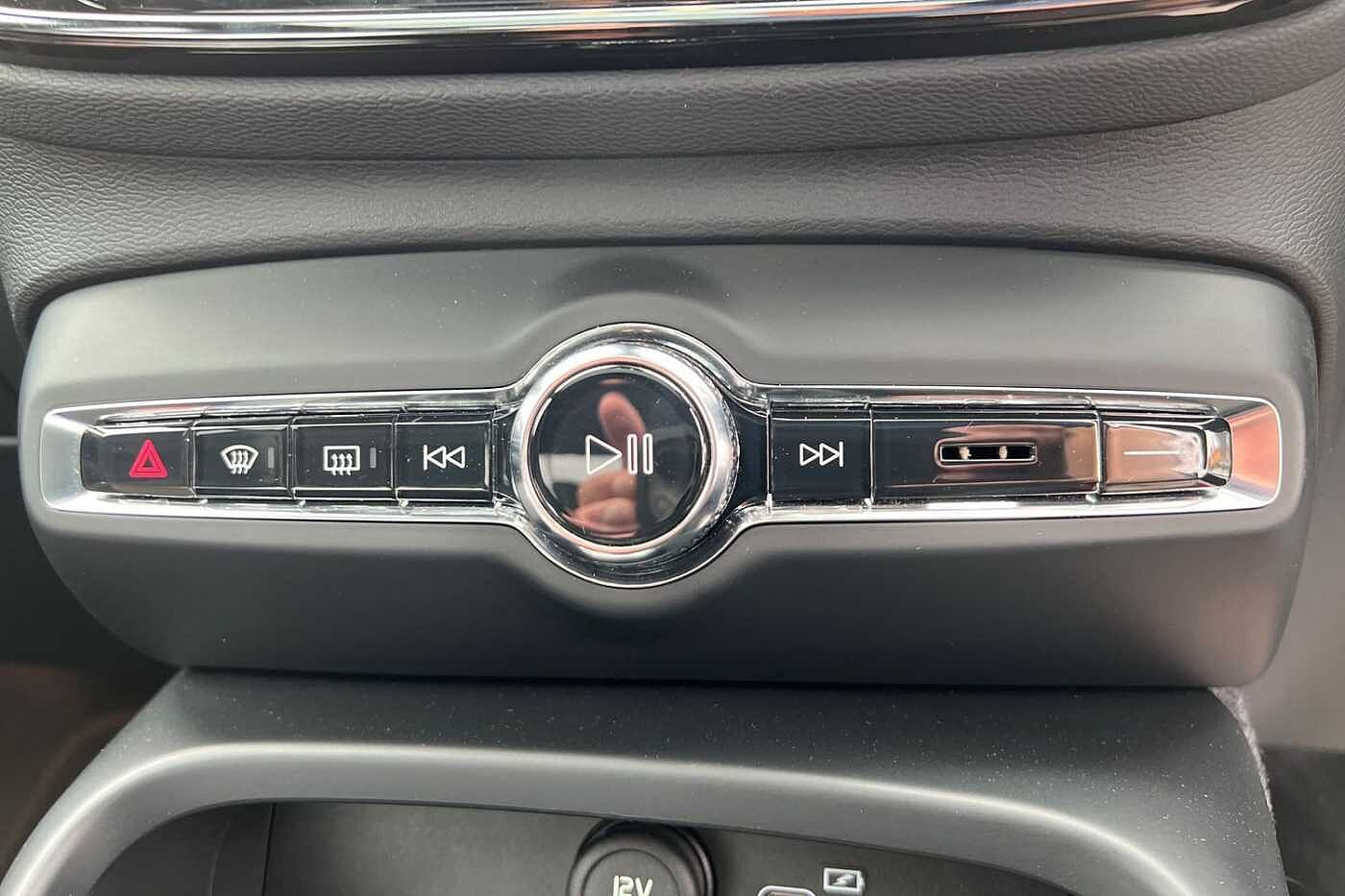 Used Volvo XC40 2022 for sale - 76161220: Photo 14