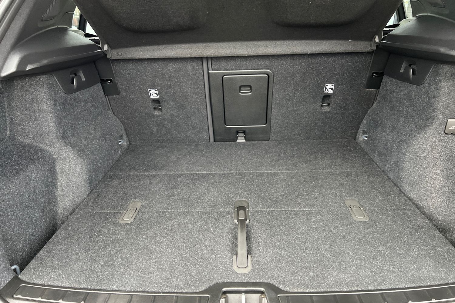 Used Volvo XC40 2022 for sale - 76161220: Photo 8