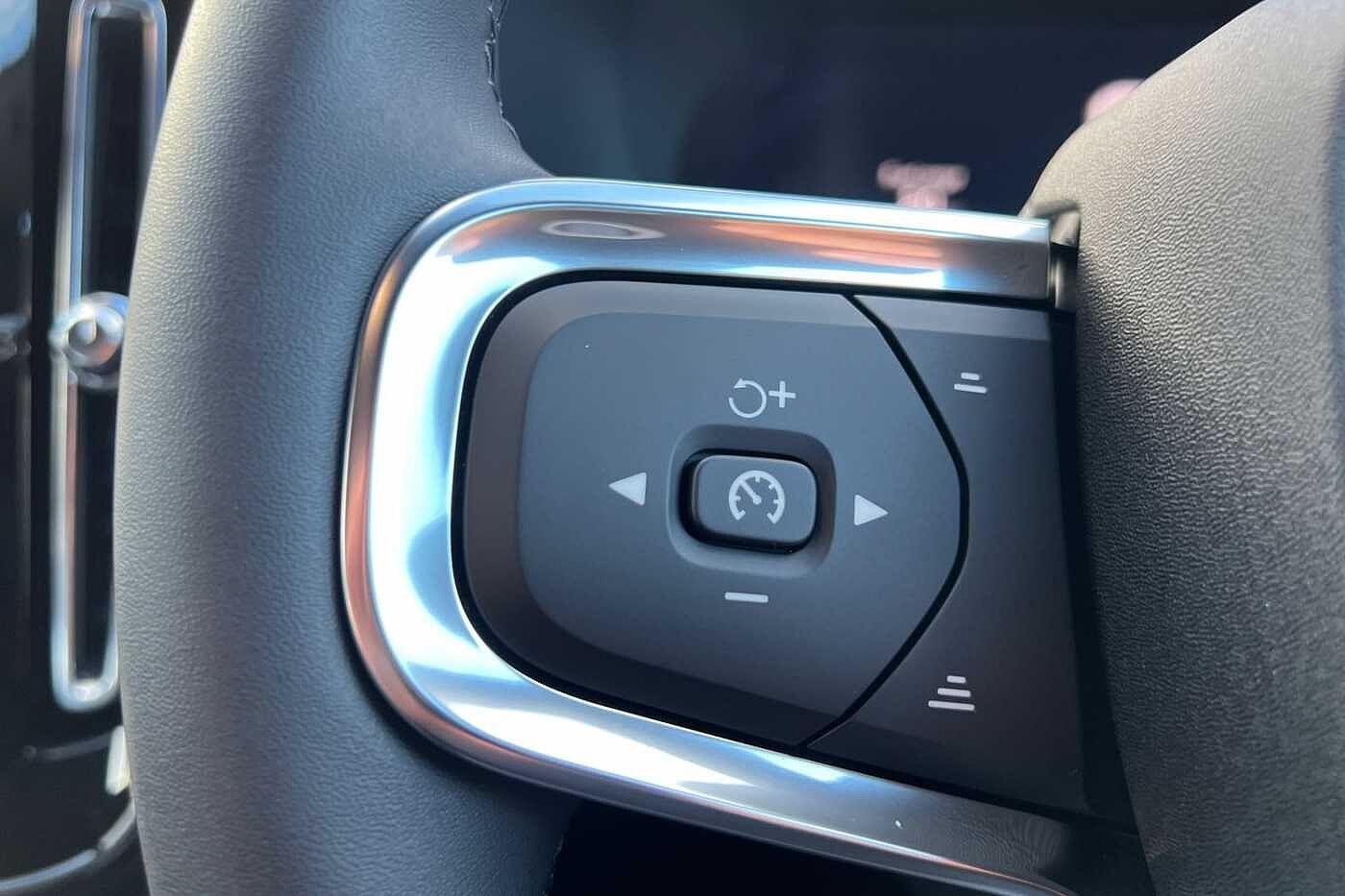 Used Volvo XC40 2025 for sale - 77274034: Photo 11