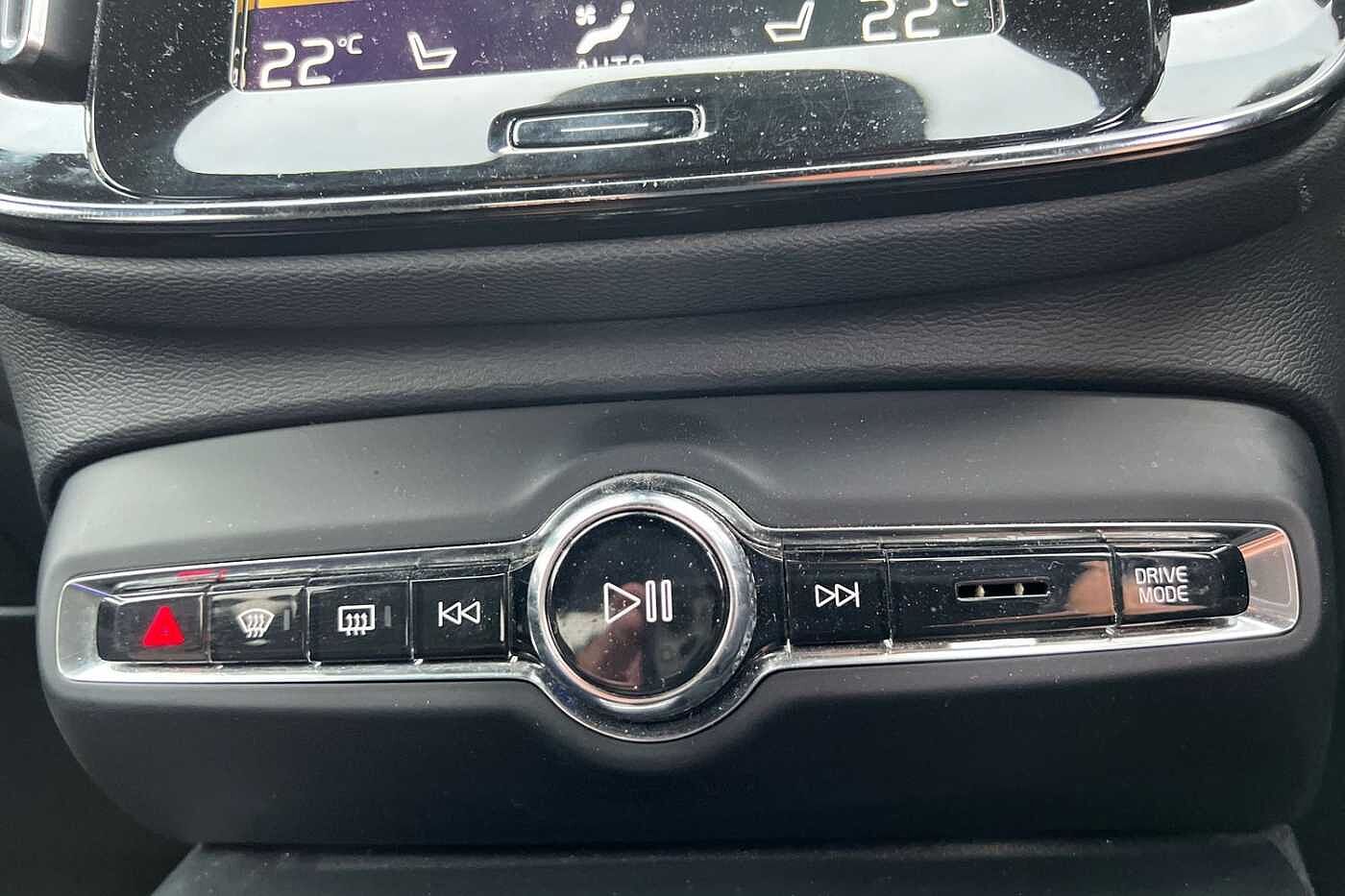 Used Volvo XC40 2021 for sale - 76130664: Photo 14