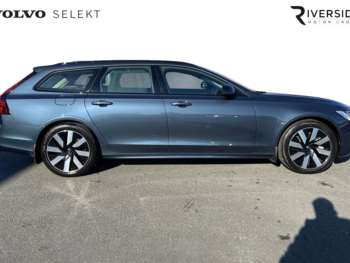 Used Volvo V90 2024 for sale - 74878382: Photo