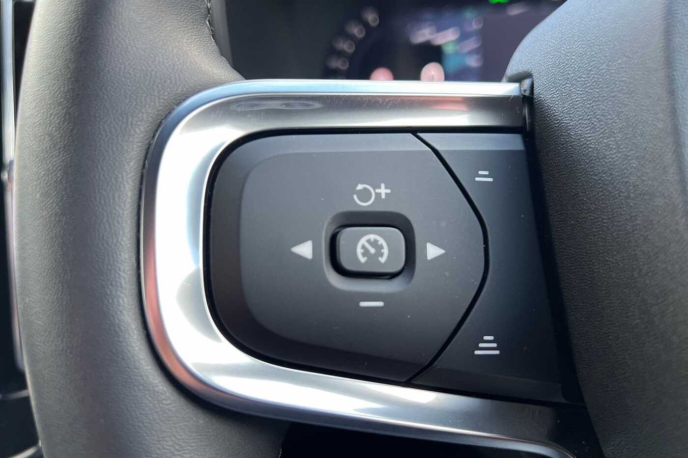 Used Volvo XC40 2025 for sale - 76221757: Photo 11