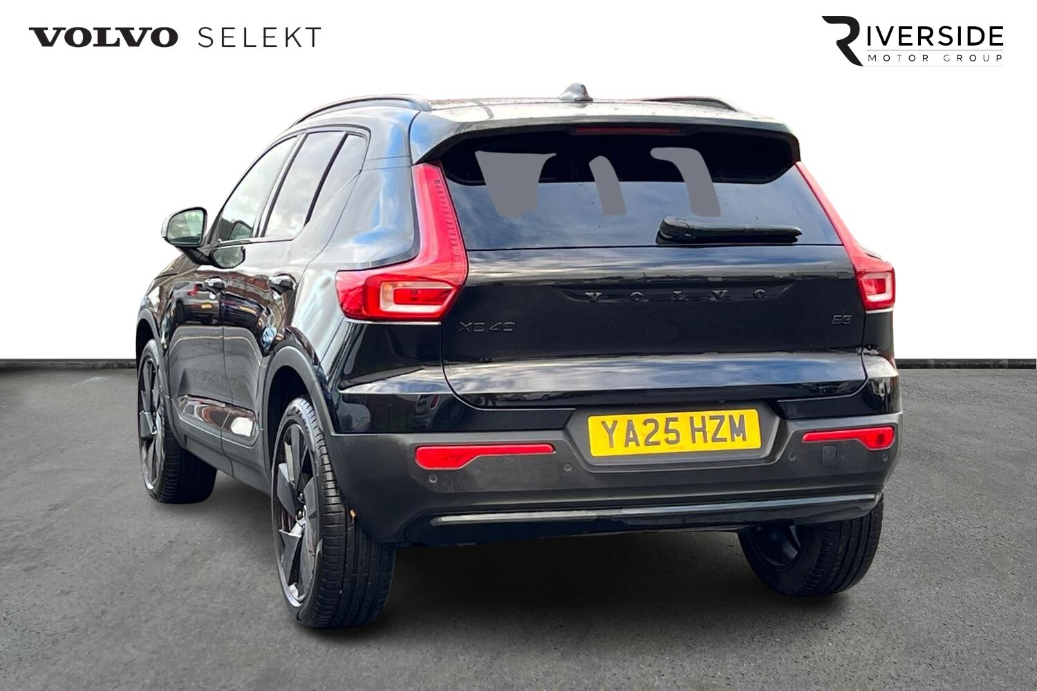 Used Volvo XC40 2025 for sale - 76221757: Photo 3