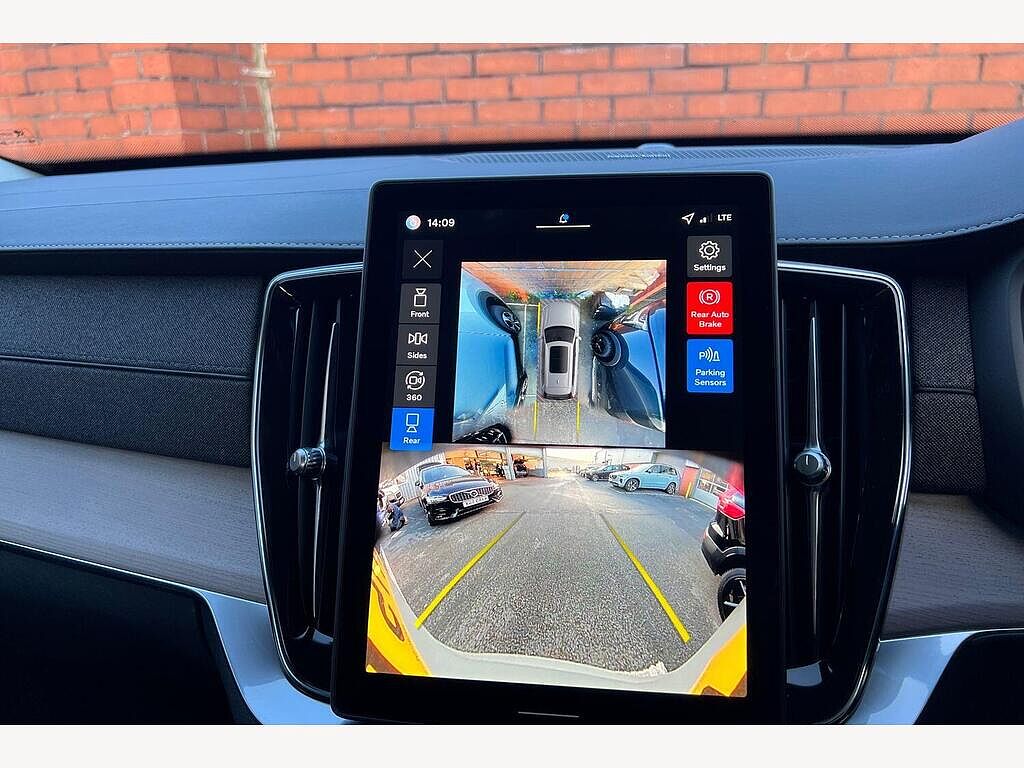 Used Volvo XC90 2025 for sale - 76796388: Photo 11