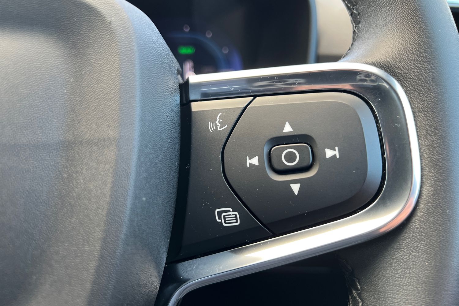 Used Volvo XC40 2022 for sale - 76722076: Photo 12