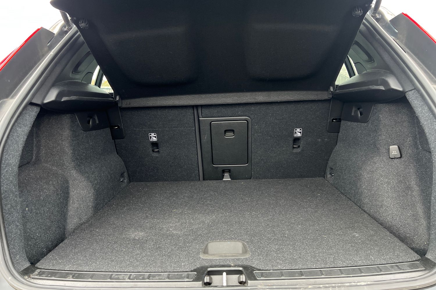 Used Volvo XC40 2022 for sale - 76438119: Photo 8