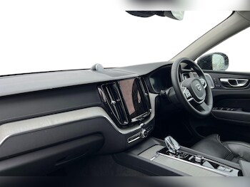 Used Volvo XC60 2025 for sale - 78211991: Photo