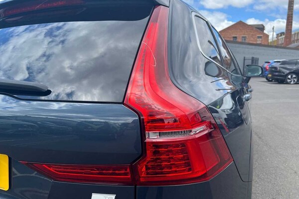 Used Volvo XC60 2023 for sale - 75675276: Photo 20