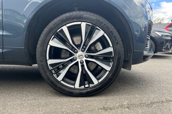 Used Volvo XC60 2023 for sale - 75675276: Photo 5