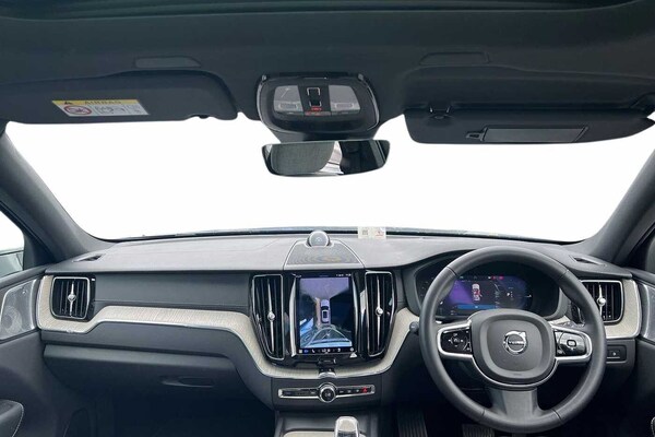 Used Volvo XC60 2023 for sale - 75675276: Photo 6