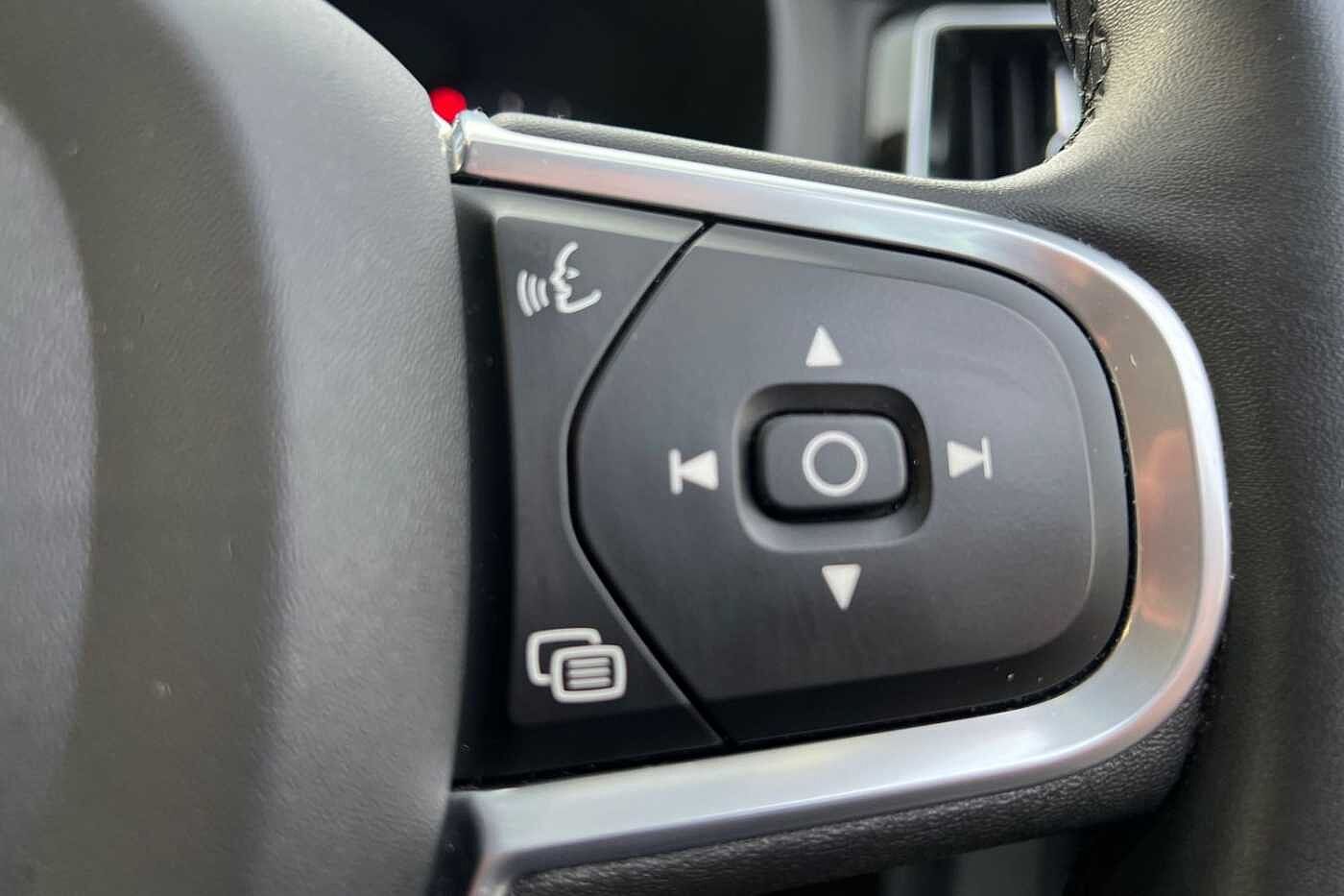 Used Volvo XC60 2021 for sale - 76438031: Photo 12