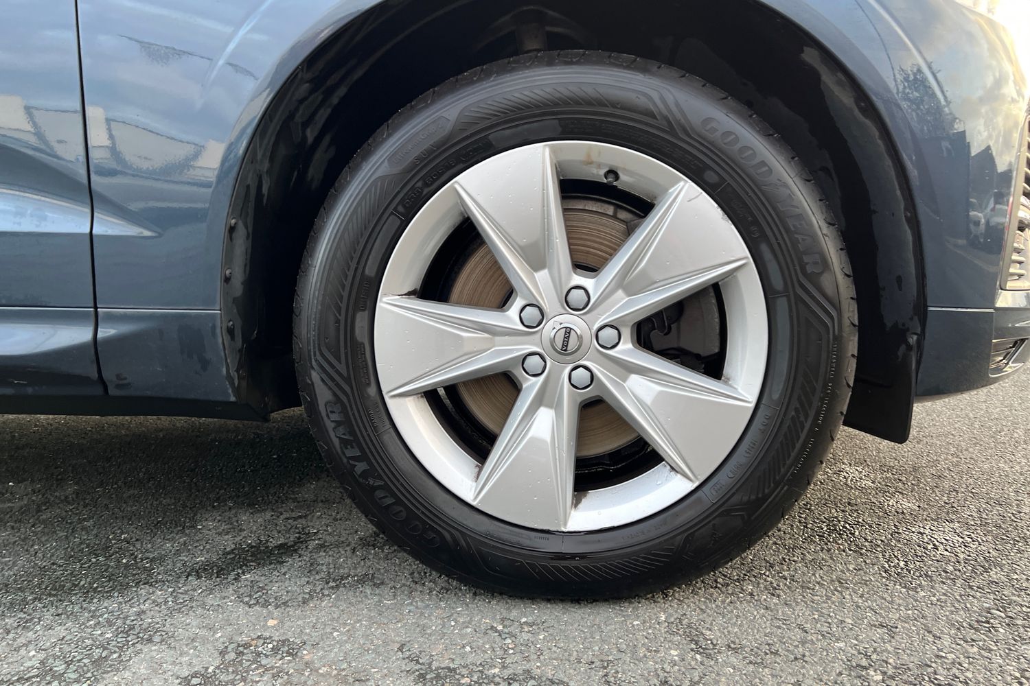 Used Volvo XC60 2021 for sale - 76438031: Photo 5