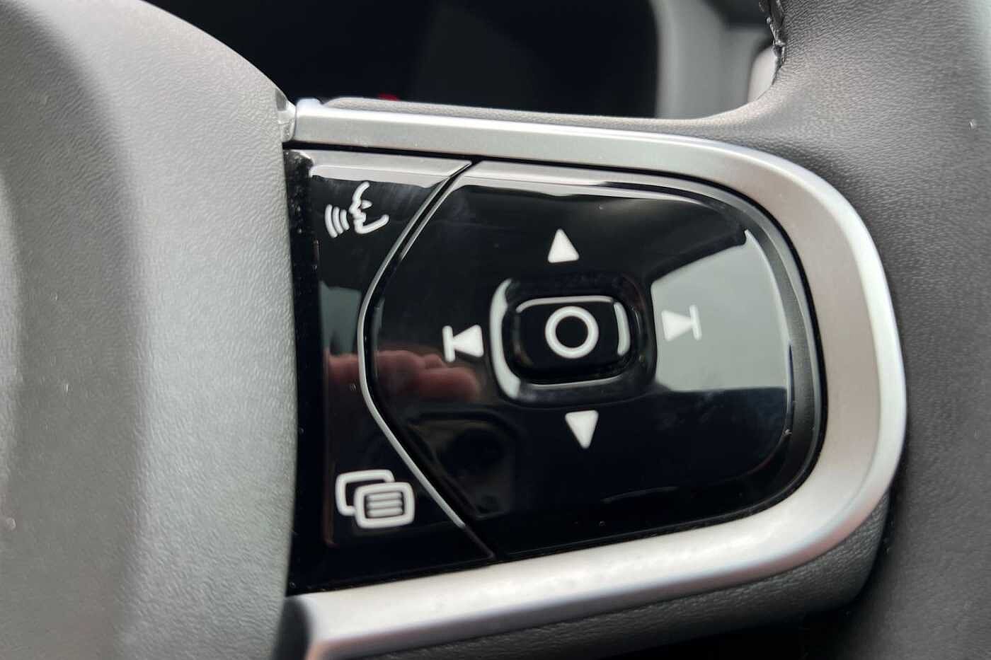 Used Volvo XC60 2025 for sale - 77791091: Photo 12