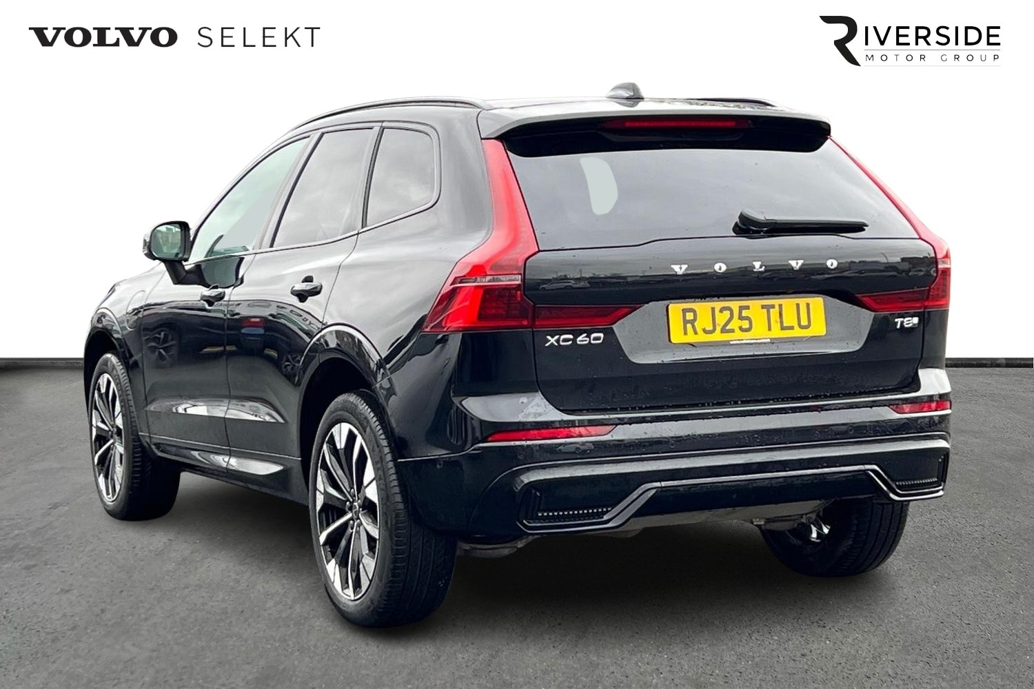 Used Volvo XC60 2025 for sale - 77791091: Photo 3