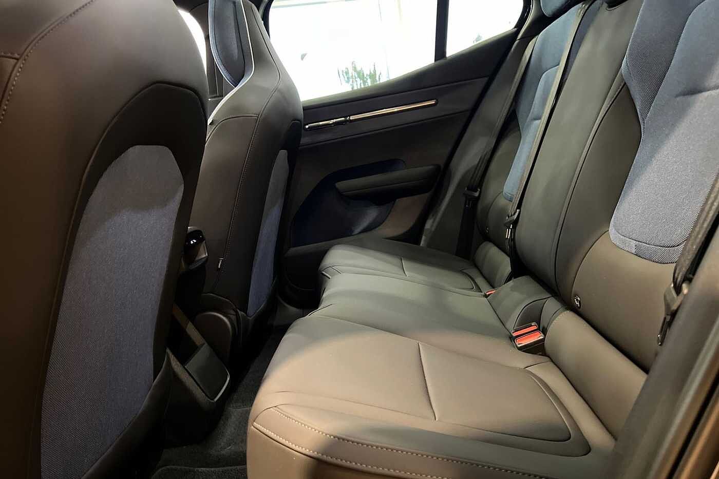 Used Volvo EX30 2025 for sale - 76479738: Photo 17