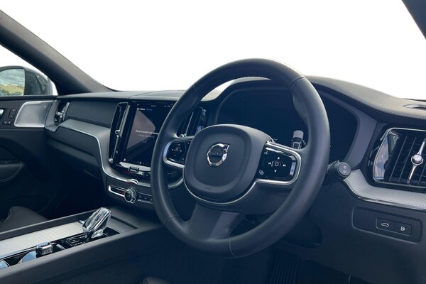 Used Volvo XC60 2024 for sale - 75595622: Photo 10