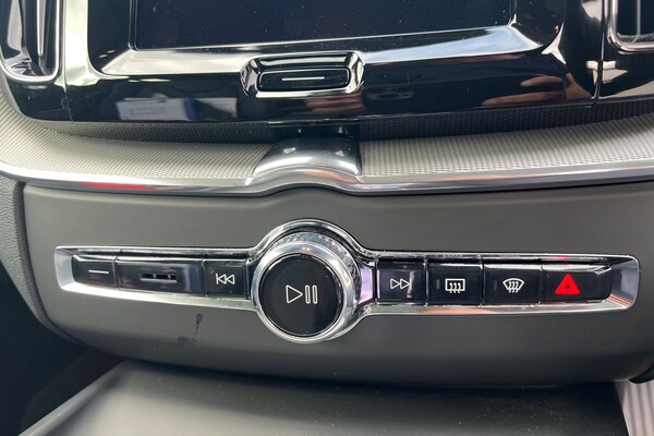 Used Volvo XC60 2024 for sale - 75595622: Photo 14