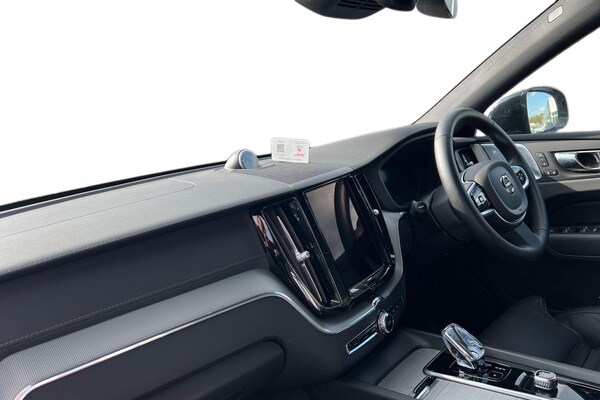 Used Volvo XC60 2024 for sale - 75595622: Photo 2