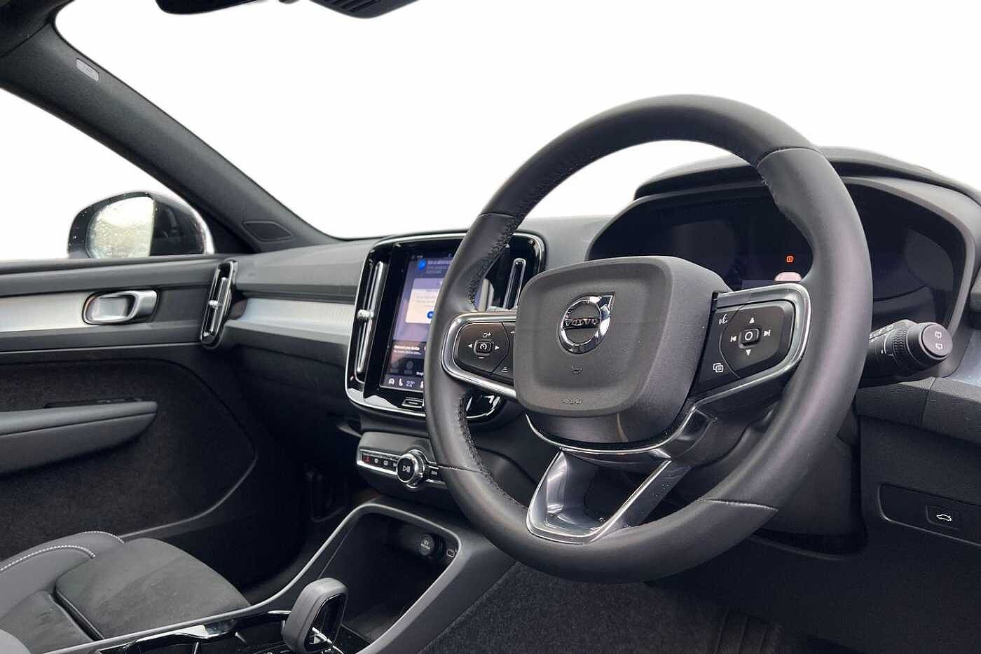 Used Volvo XC40 2025 for sale - 77151427: Photo 10