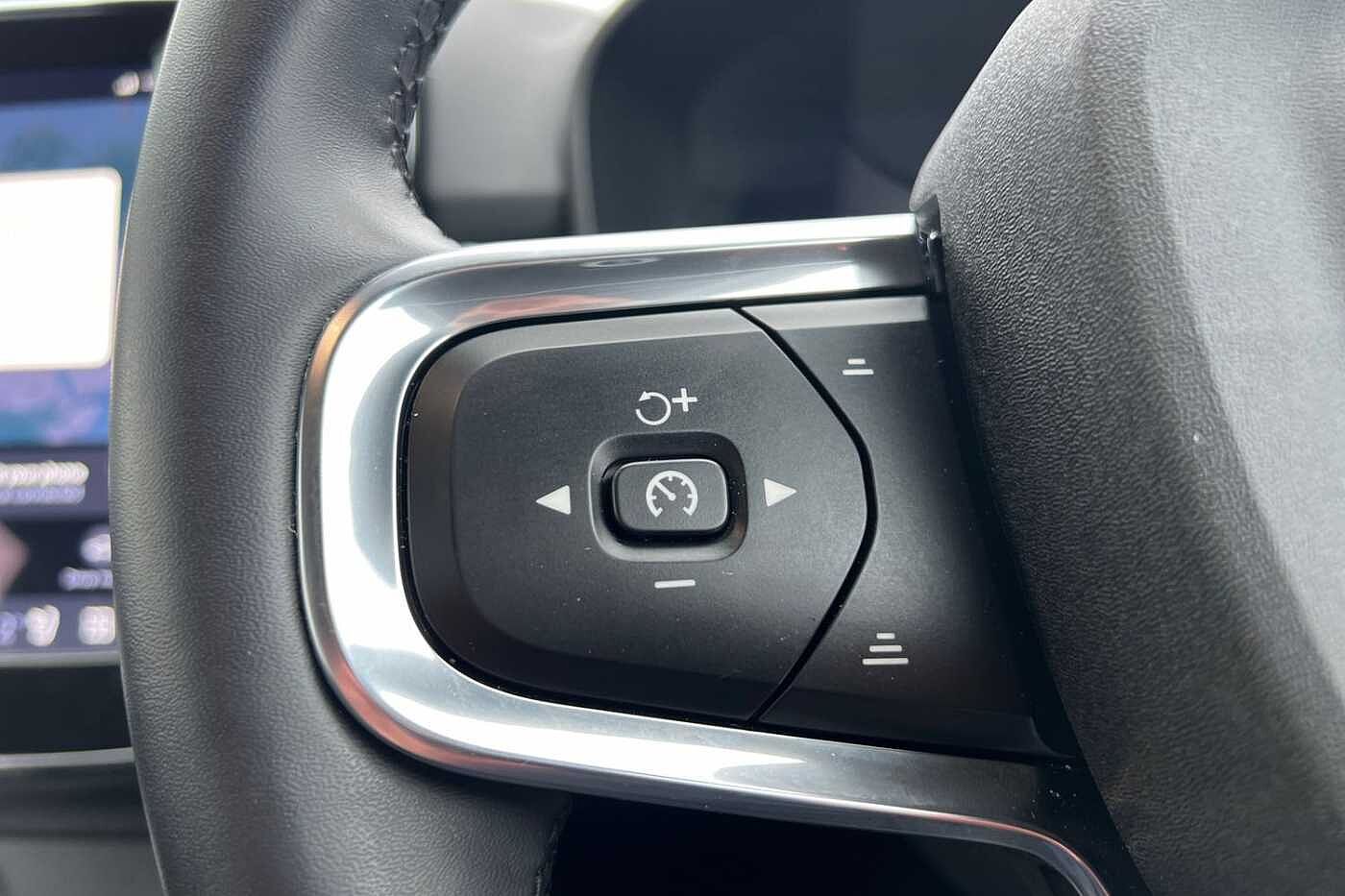 Used Volvo XC40 2025 for sale - 77151427: Photo 11