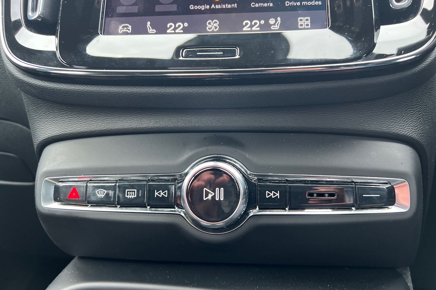 Used Volvo XC40 2025 for sale - 77151427: Photo 14