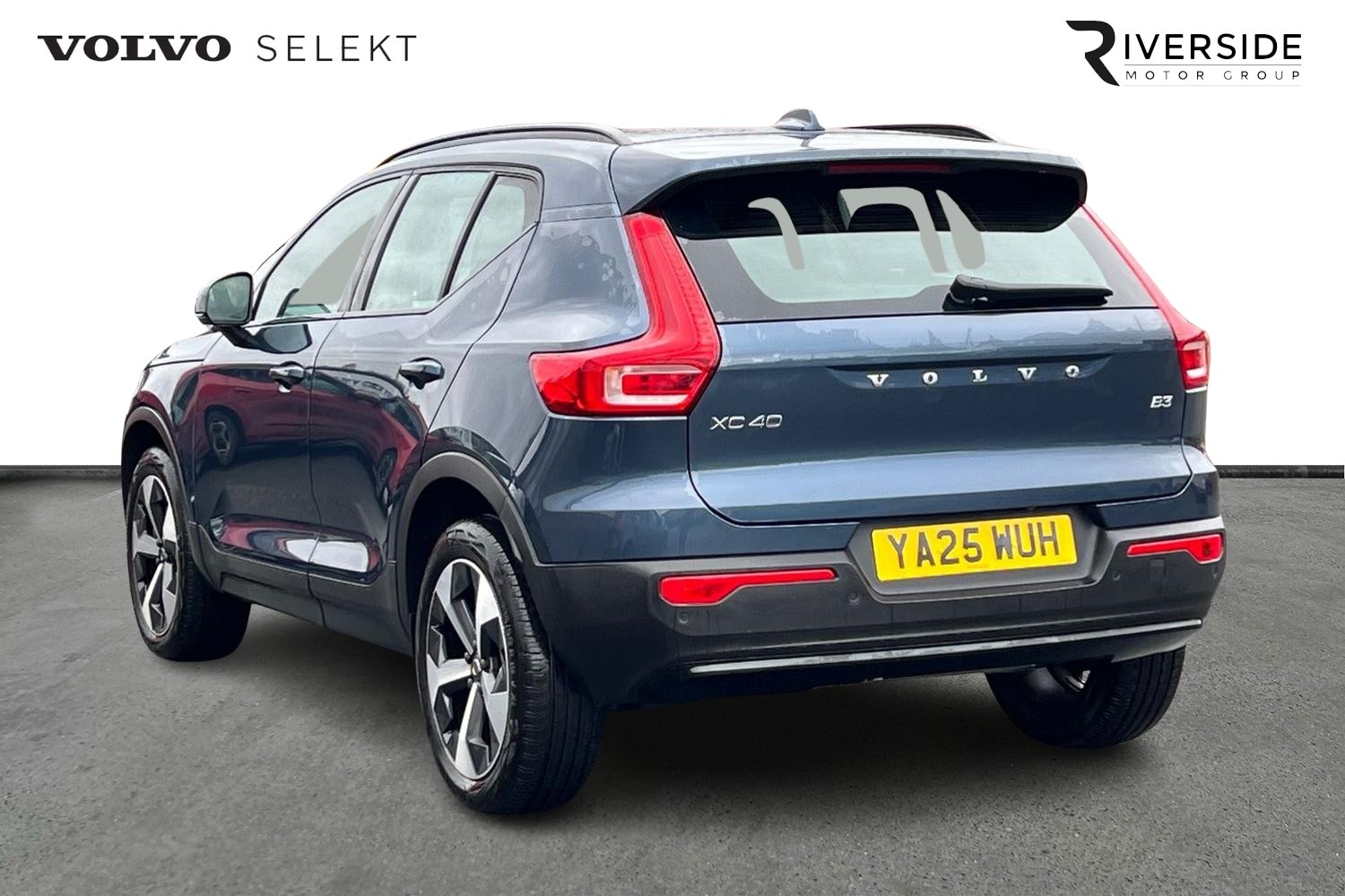 Used Volvo XC40 2025 for sale - 77151427: Photo 3