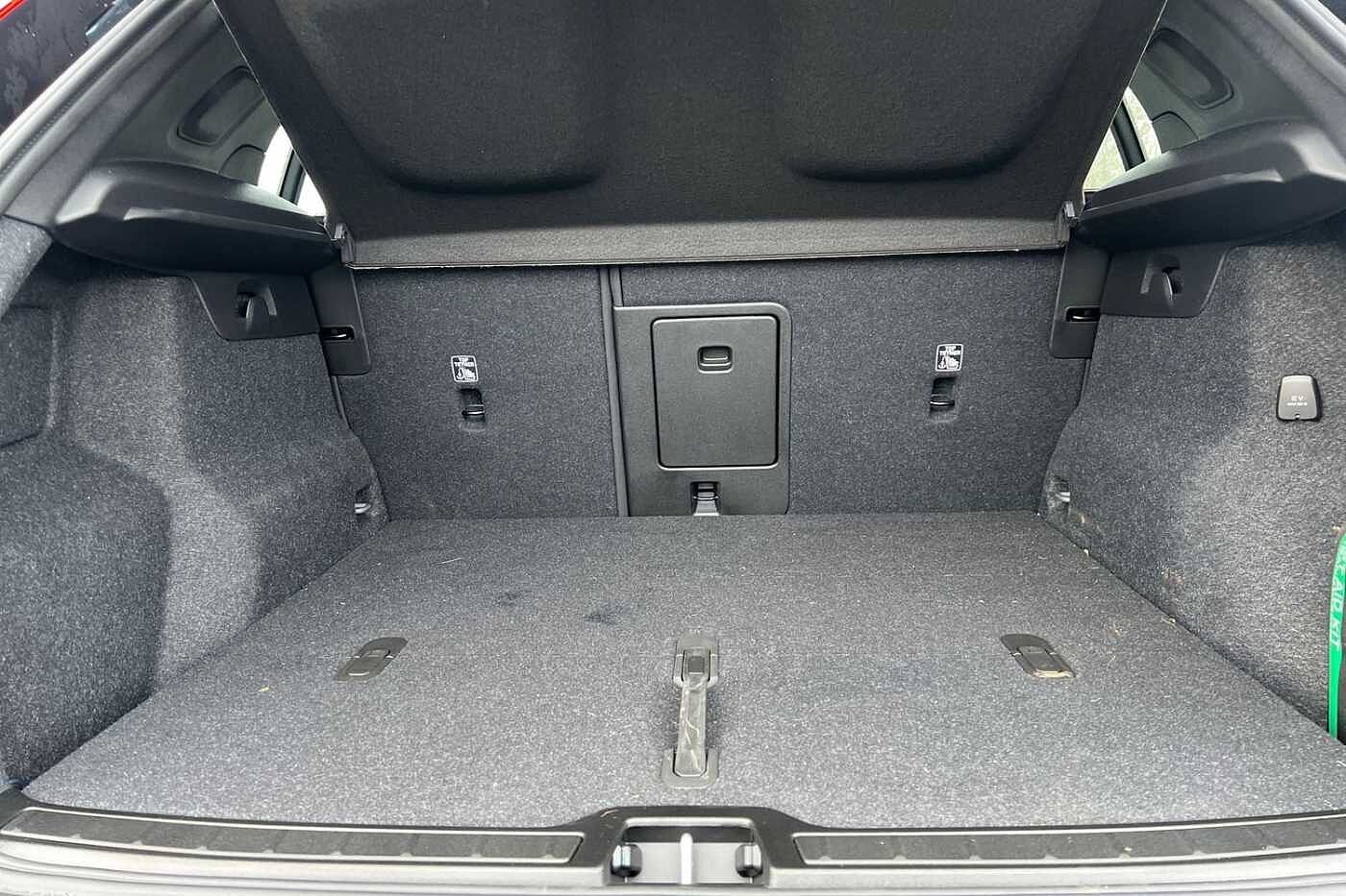 Used Volvo XC40 2025 for sale - 77151427: Photo 8