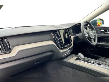 Used Volvo XC60 2021 for sale - 78757277: Photo