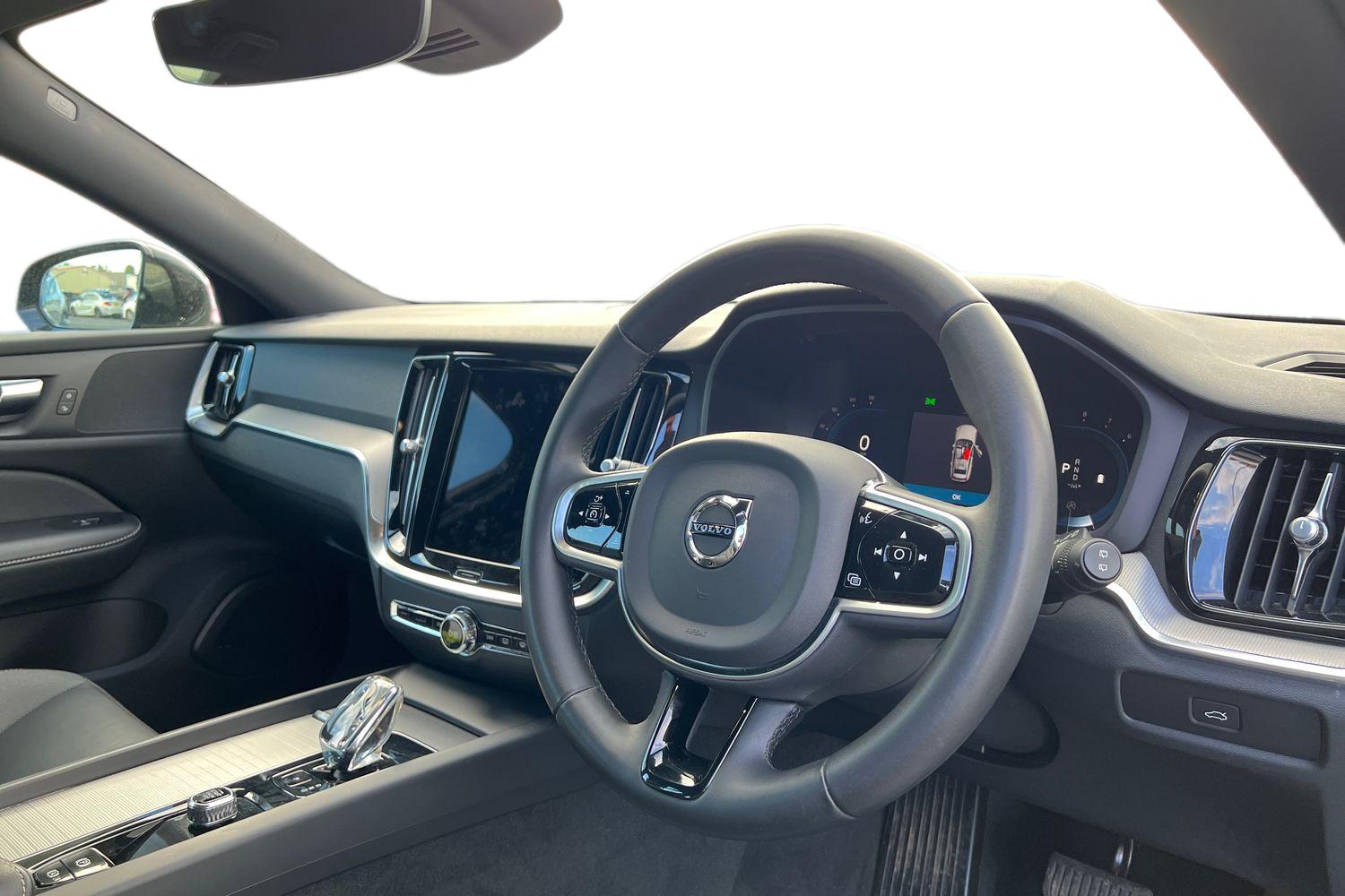 Used Volvo V60 2022 for sale - 76130724: Photo 10