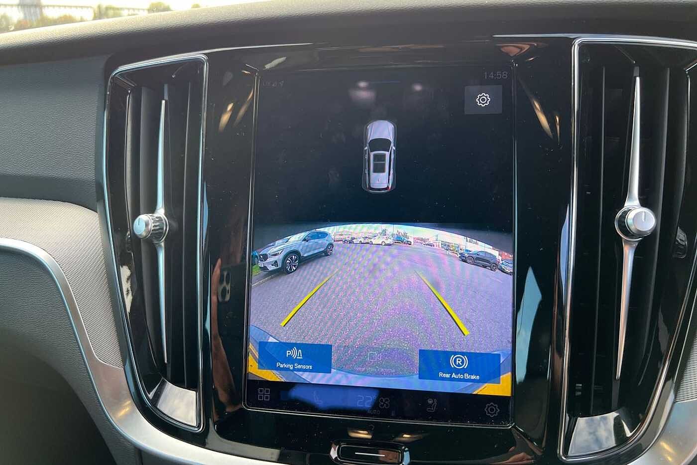 Used Volvo V60 2022 for sale - 76130724: Photo 16